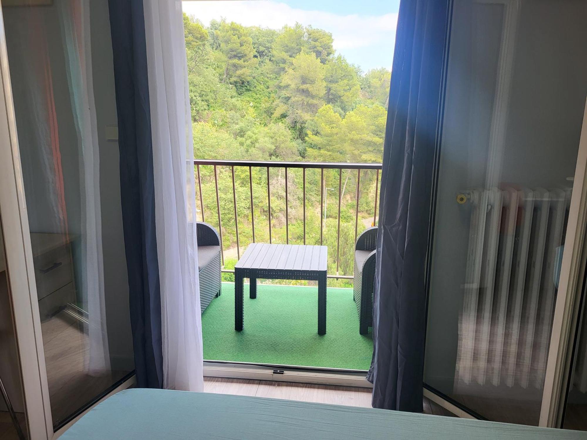 Private Room-2 In Hannana Apartment- 2 Min Walk To Tram 12 Min To Nice Train Station 15 Min To Massena Place Εξωτερικό φωτογραφία